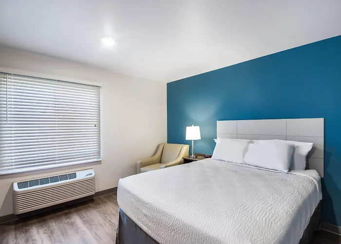 Woodspring - Chicago Hotel Carol Stream
